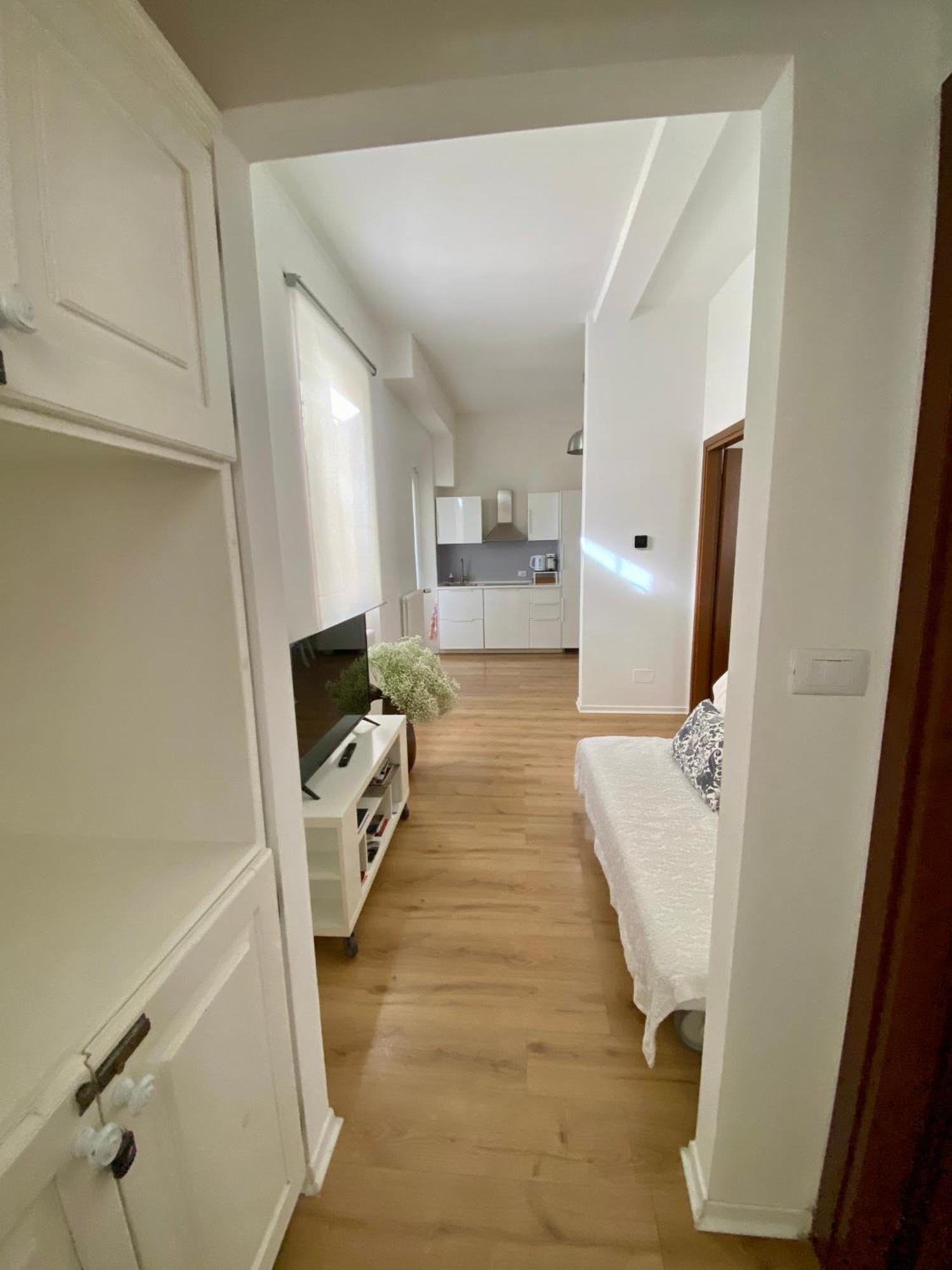 Piazza Garibaldi Eleganti Suite Con Sauna Údine Exterior foto