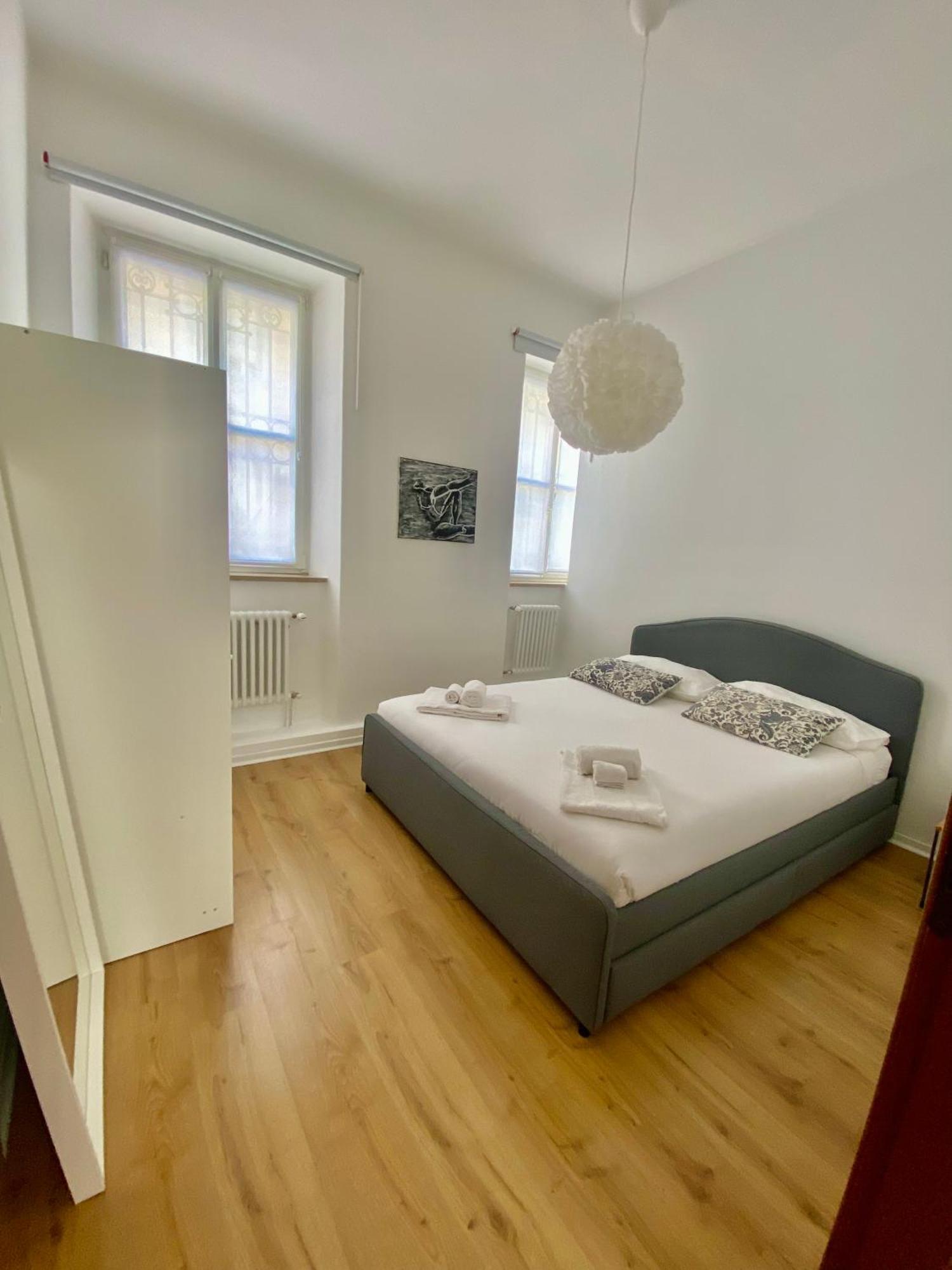 Piazza Garibaldi Eleganti Suite Con Sauna Údine Exterior foto