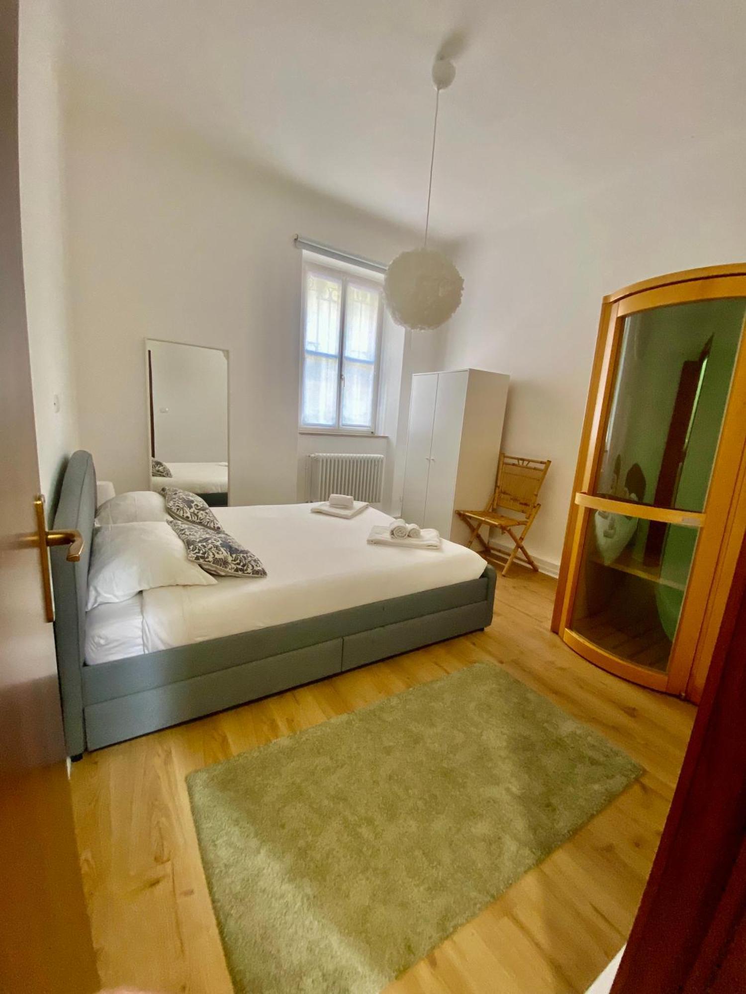 Piazza Garibaldi Eleganti Suite Con Sauna Údine Exterior foto